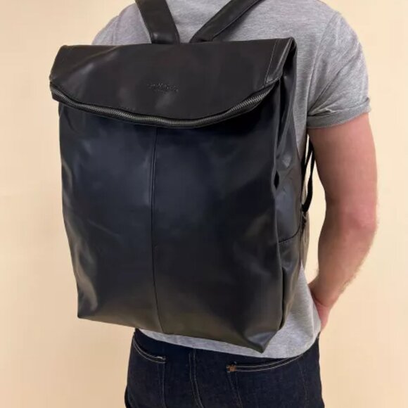 Gusti Leder Unisex Neil Smart Backpack Satchel Bag main image 12